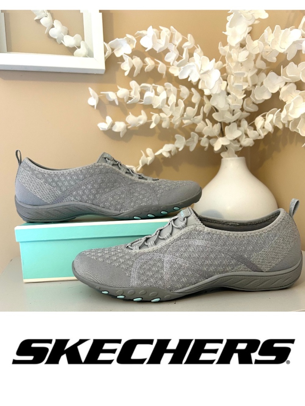 Like New Skechers Relaxed Fit Breathe Easy Fortune-Knit Shoes Grey Size 10